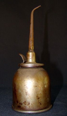 GUSTAVE LIDSEEN OIL CAN  