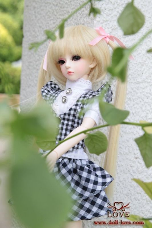 NEW DollLove Yasa 1/4 BJD MSD girl FREE face up/fur wig  