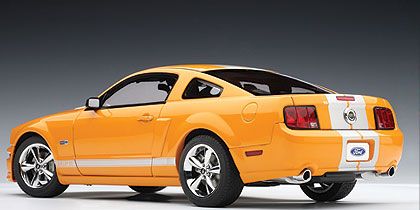 SHELBY Mustang GT 2007 GRABBER ORANGE METALLIC 118 Diecast AUTOART 