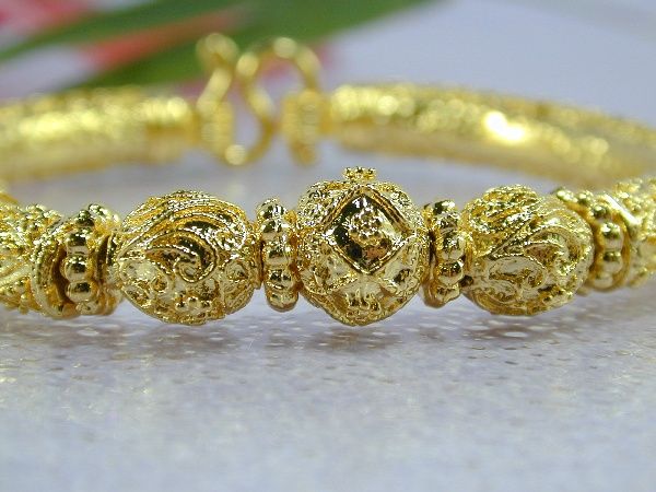   EAST INDIA PLAIN BEADS 23K 24K Gold GP Thai Bracelet 6.25  