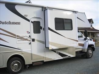  Four Winds Dutchmen 33ft Super Diesel Class C Motorhome, Low Miles 