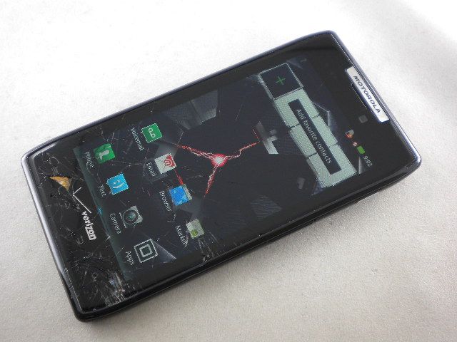 MOTOROLA DROID RAZR XT912 4G SMART PHONE *CLEAN ESN* *CRACKS 