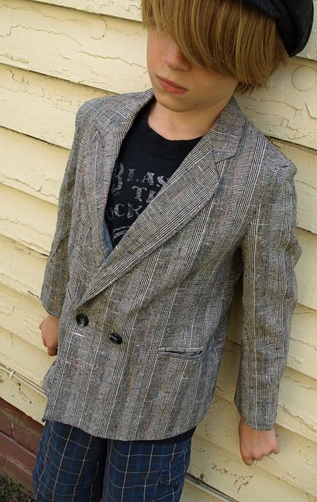 Cool vintage blazer looks like tweed with subtle colorful threads 