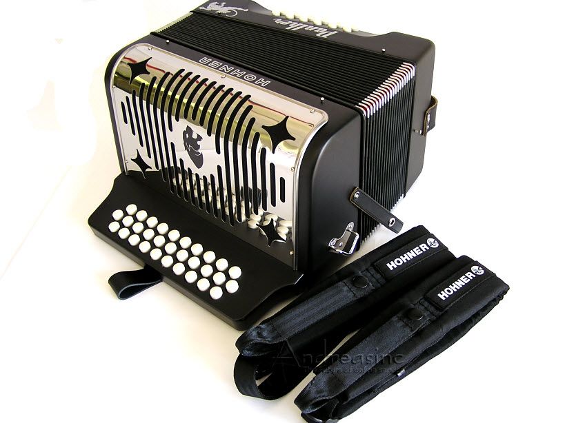 NEW BLACK HOHNER PRO QUALITY PANTHER ACCORDION   31 TREBLE KEYS & 12 