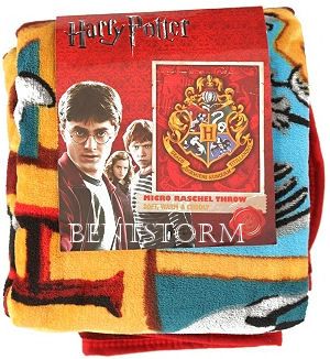   & the Deathly Hallows Hogwarts CREST Gryffindor Throw Blanket  