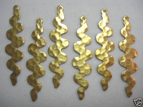 Hammered Raw Brass Curvy Drops Earring Findings   6  