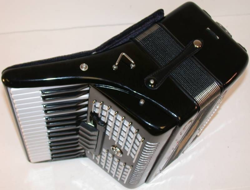 Rossetti Black, PIANO Accordion 34 x72, German Reeds, Case, Straps 