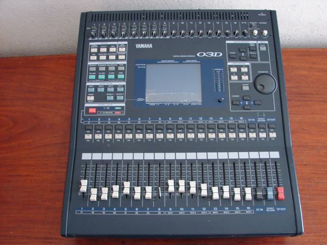 YAMAHA 03D 26 INPUT DIGITAL MIXING CONSOLE NICE  