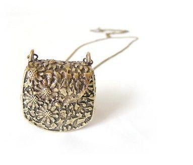 Retro bronze Carve handbags Lovely style pendant Necklace charm XL71 