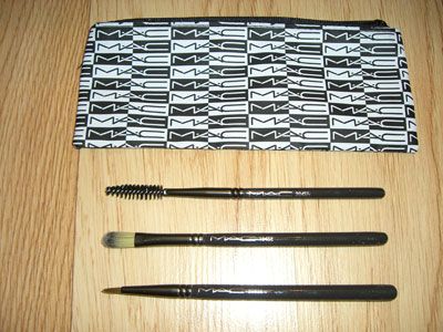 MAC 3 BRUSH SET 204SE 194SE 209SE DARK GREY + HOLDER  