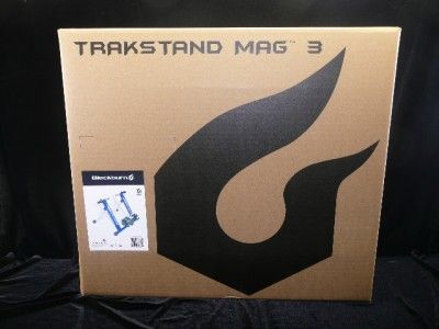 2011 Blackburn TrakStand Mag 3 Bicycle Trainer NEW  