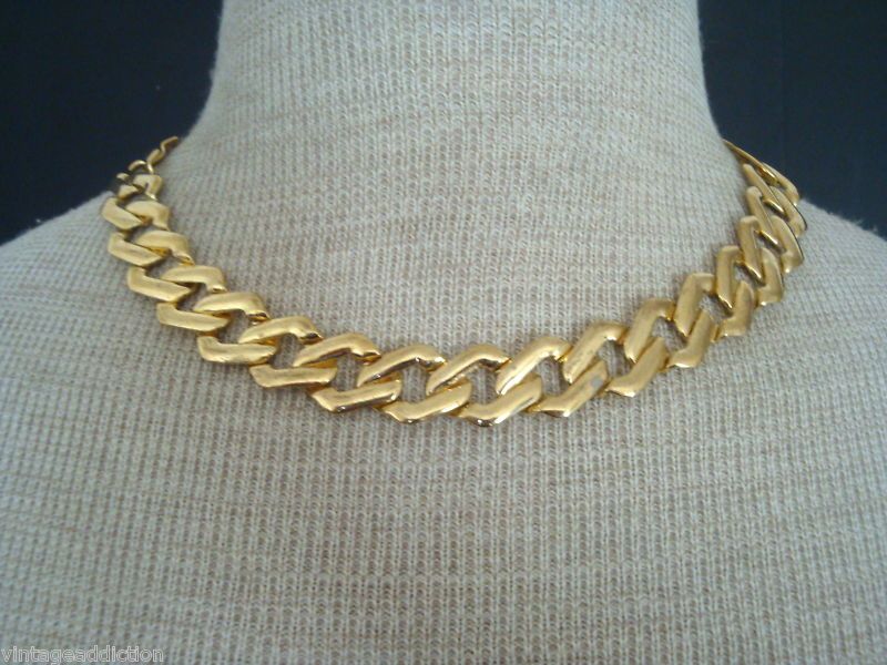 Vintage 1980s Wide Gold Link Choker Necklace  