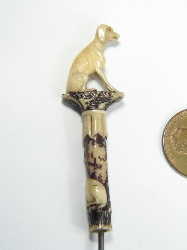 LOVELY ANTIQUE HAND CARVED ANTLER HUNTING DOG STICKPIN  