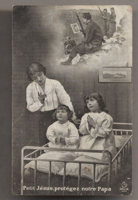 CHILDREN PRAYING for their Father SOLDIER Antique PC  