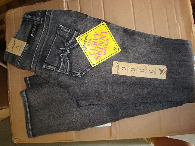 GRANE KIM CURVY SKINNY LOWRISE JUNIOR JEANS ASST SIZES  