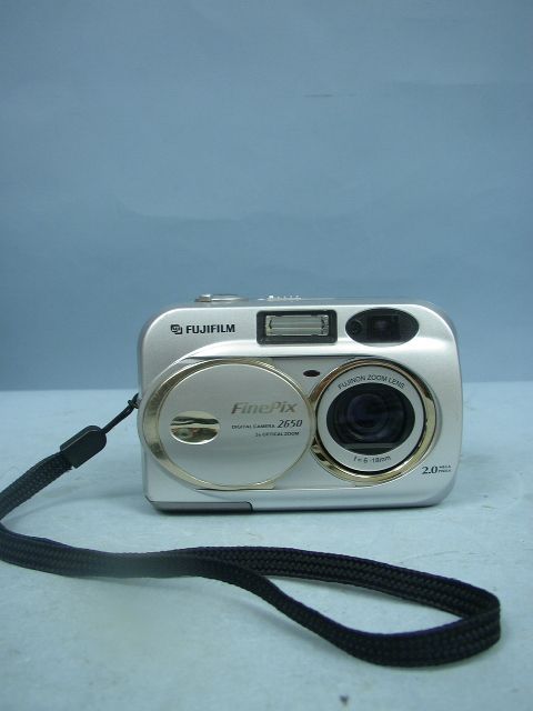 FinePix #2650 Digital Camera by Fujifilm 074101401998  