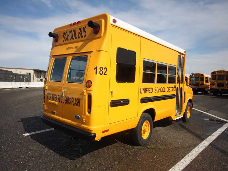 1989 School Bus Collins/Ford Econoline 350 Diesel Handicap Lift 43,414 