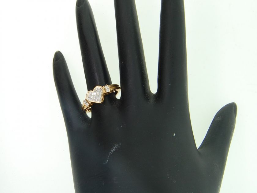   YELLOW GOLD PRINCESS CUT HEART SHAPE DIAMOND ENGAGEMENT RING  