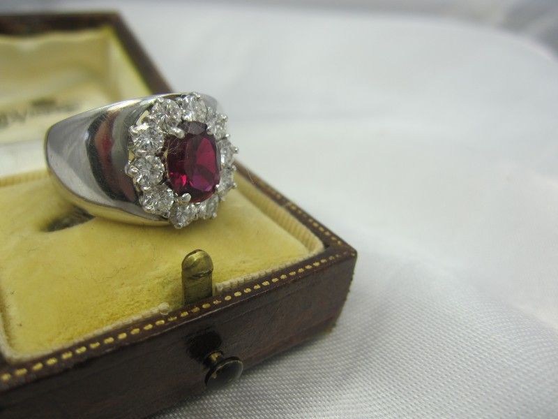 Superb Top Quality 18ct Ruby Diamonds Cluster large Ring  