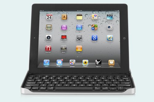 Apple iPad 2 64GB WIFI 3G Verizon White Zagg Keyboard  885909471799 