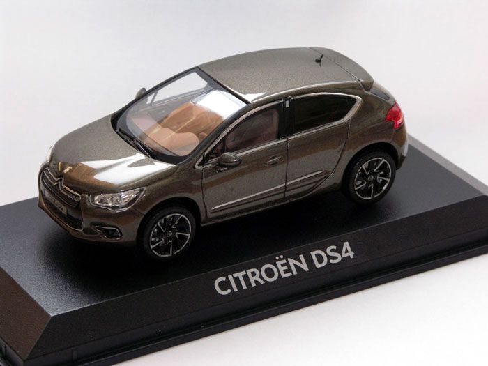 Citroen DS4   braun metallic   Norev #155450   143  