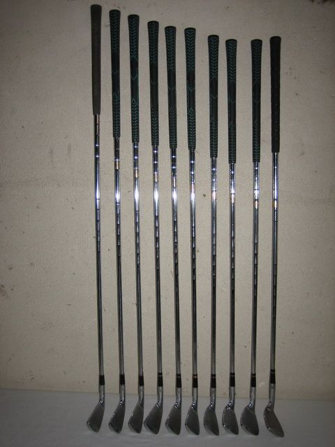 SET IRONS WILSON STAFF DYNAPOWER GOLF CLUBS  