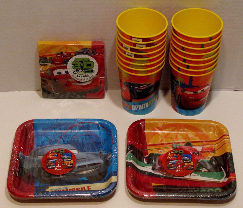 Disney Cars 2 Birthday Party 16 Dessert Plates Bev Napkins Plastic 