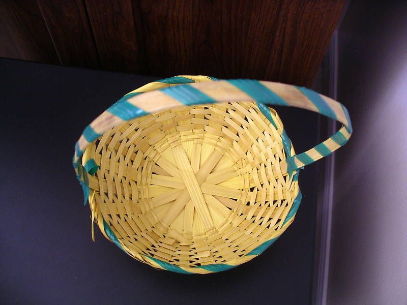 NEW VARIED COLORS, SHAPES & SIZES WEAVE BASKETS  